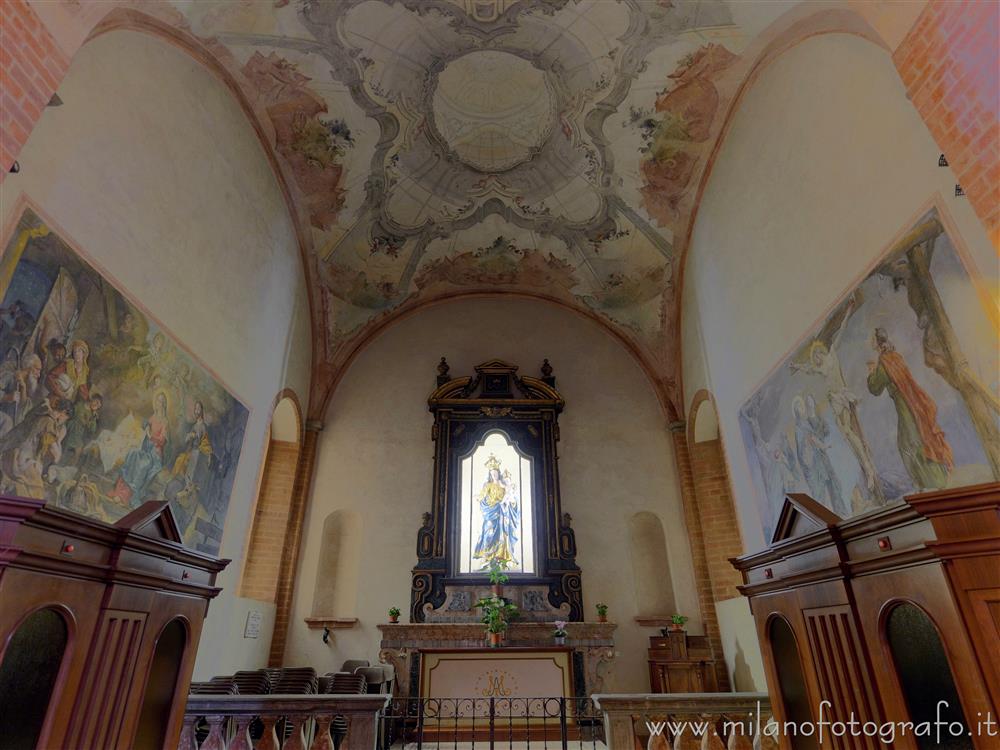 Milan (Italy) - Chapel of the Virgin of the Rosary in the Church of Santa Maria Rossa in Crescenzago